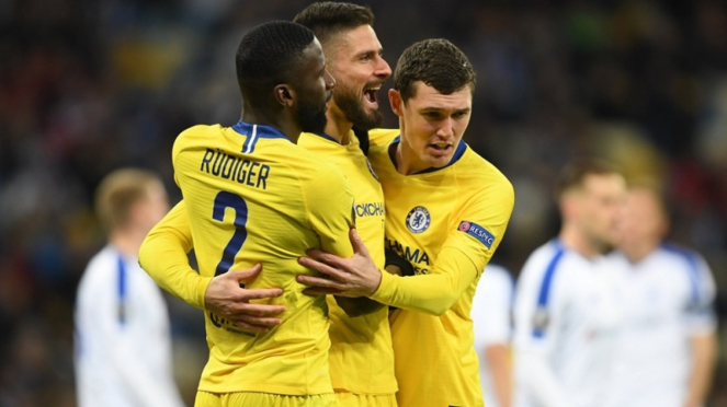 Striker Chelsea, Olivier Giroud mencetak hattrick ke gawang Dynamo Kiev