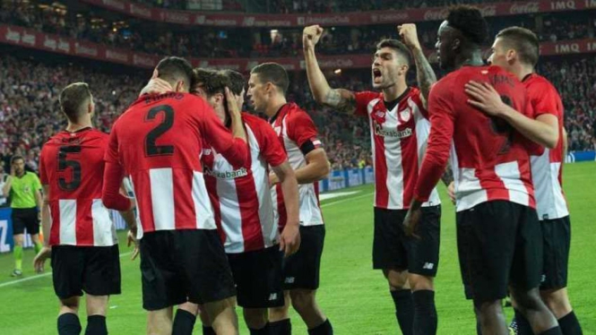 Athletic Bilbao merayakan kemenangan