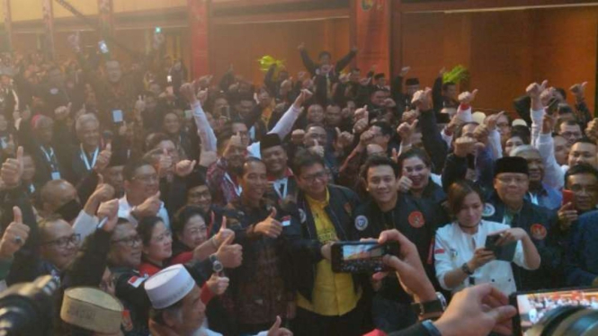 Joko Widodo, menghadiri rapat konsolidasi tim kampanye terkahir.
