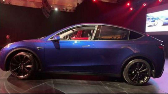 Tesla Model Y.