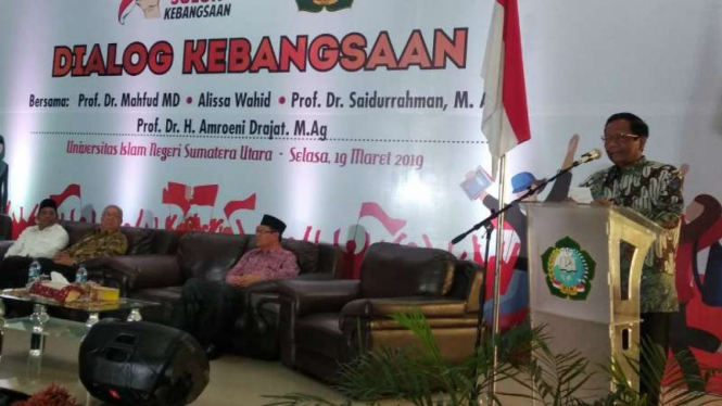 Mantan ketua Mahkamah Konstitusi, Mahfud MD, dalam dialog publik bertajuk “Merawat Bangsa, Menuju Indonesia Emas 2045” di kampus Universitas Islam Negeri Sumatera Utara, Medan, Selasa, 19 Maret 2019.