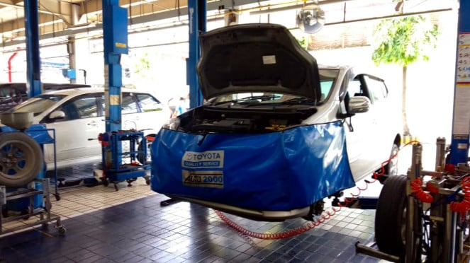 Taller de servicio Auto 2000