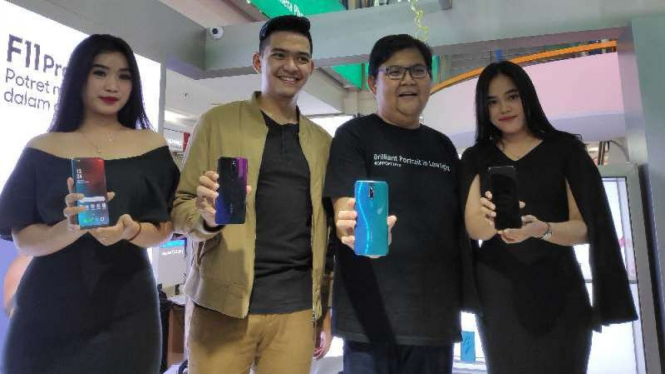 Penjualan perdana Oppo F11 Pro di ITC Roxy Mas, Jakarta, Sabtu, 23 Maret 2019.