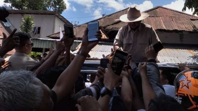 Prabowo Subianto saat kampanye di Manado, Minggu 24 Maret 2019.