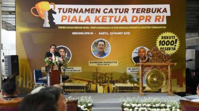 Sekretaris Jenderal DPR RI Indra Iskandar saat memberikan sambutan pada Turnamen Catur Terbuka Piala Ketua DPR RI Tahun 2019. 