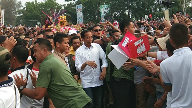 Capres Jokowi kampanye terbuka di Dumai.