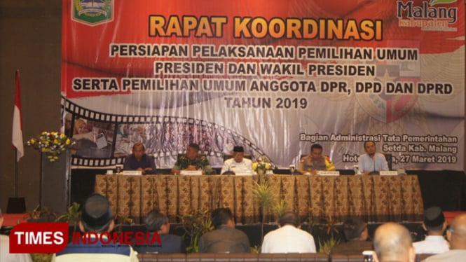 Ketua KPU Kabupaten Malang Santoko saat menyampaikan materi dalam Rakor Pemilu 2019 (foto : Binar Gumilang / TIMES Indonesia)