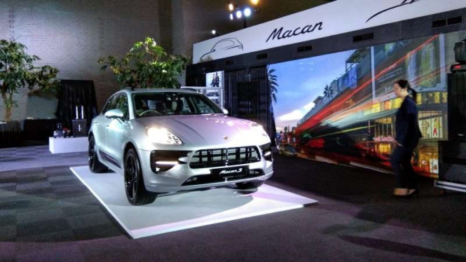 New Porsche Macan