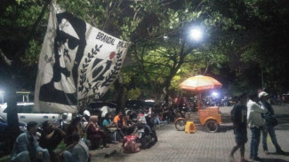 Menanti Konser Iwan Fals, Para OI Mulai Padati Ancol