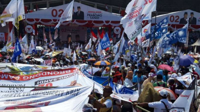 Kampanye akbar Prabowo-Sandi di Gelora Delta Sidoarjo, Jawa Timur.