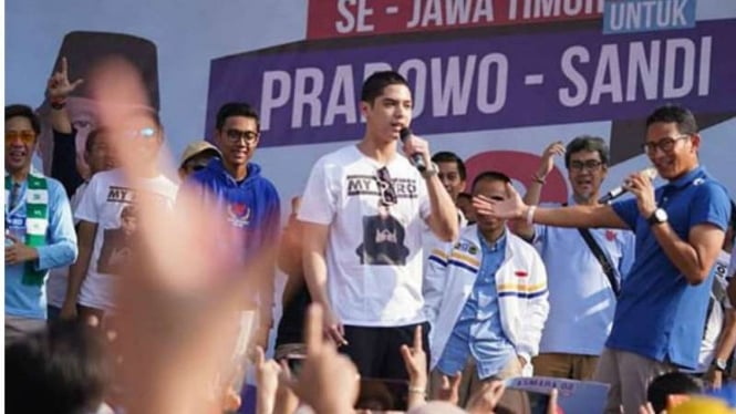 Sandiaga Uno dan Al Ghazali di kampanye akbar Prabowo-Sandi di Sidoarjo, Jatim.