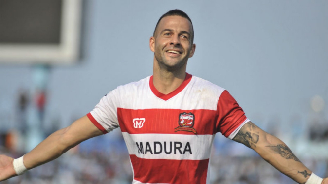 Bomber Madura United, Aleksandar Rakic