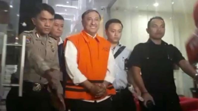  Politikus Golkar, Markus Nari, usai menjalani pemeriksaan tersangka.