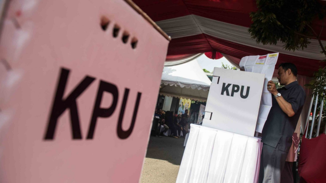 simulasi pemilihan umum (Pemilu) 2019 di KPU Provinsi Jabar, Bandung, Jawa Barat.