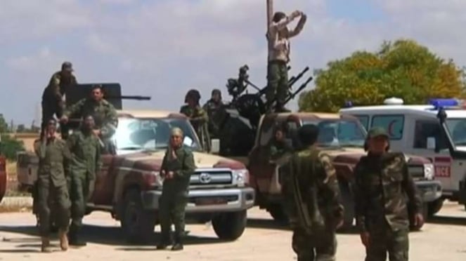 Las hermosas fuerzas del general Chalifa se están preparando para luchar en Libia
