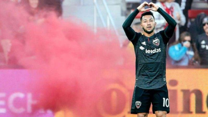 Gelandang serang DC United, Luciano Acosta