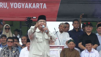 Kutip Pidato Bung Karno, Prabowo Cerita Kondisi RI pada Warga Yogya