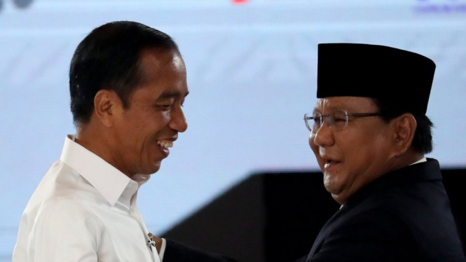 Gaya yang diperlihatkan Jokowi dan Prabowo saat berkampanye adalah bagian dari membangun branding, kata pengamat.-EPA