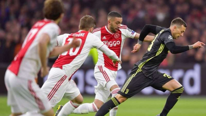 Ajax Amsterdam vs Juventus