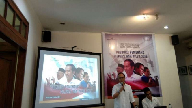 Direktur Eksekutif Charta Politika, Yunarto Wijaya merilis survei Pileg 2019.