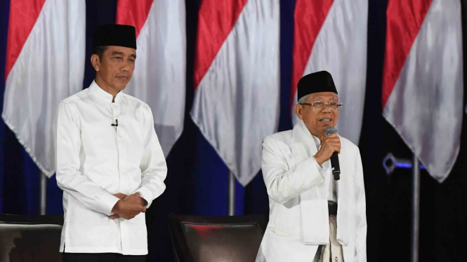 Pasangan nomor urut 01 Joko Widodo (kiri) dan Ma'ruf Amin sudah ditetapkan KPU sebagai pemenang Pilpres 2019.