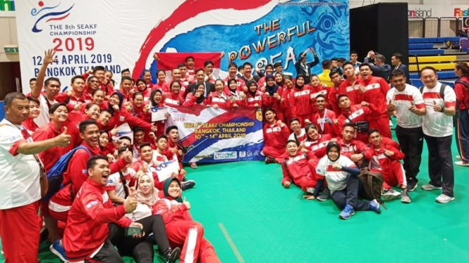 Tim karate Indonesia di SEAKF 2019