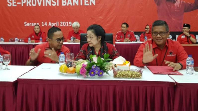 Megawati gelar konsolidasi dengan kader PDIP di Banten, Senin, 15 April 2019.