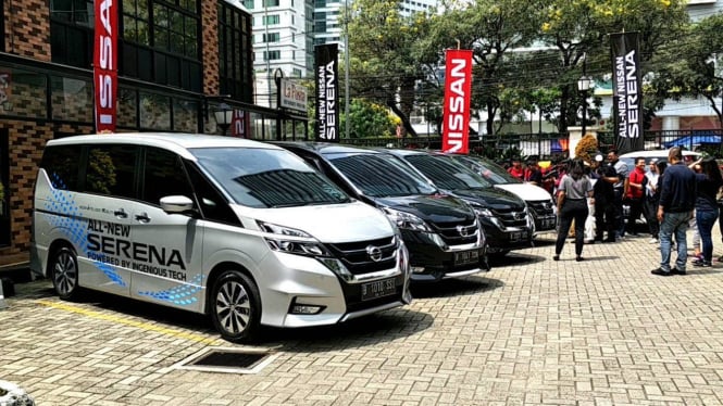 Test drive All New Nissan Serena