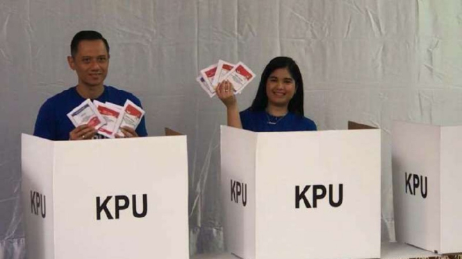 Agus Harimurti Yudhoyono dan istri, Annisa Pohan.