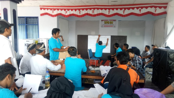 TPS tempat TGB mencoblos di Lombok, Nusa Tenggara Barat