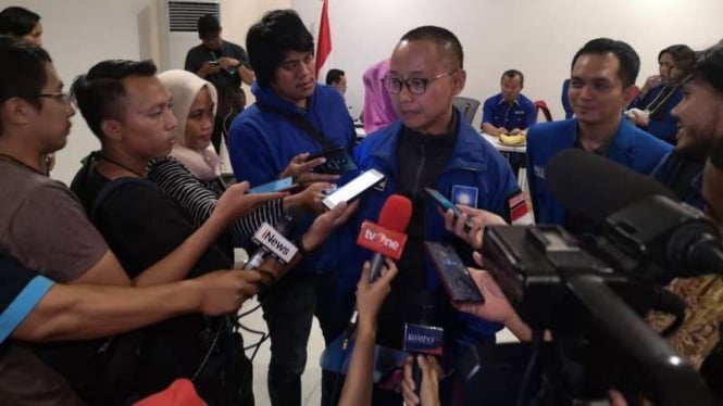 Sekjen PAN, Eddy Soeparno, usai menggelar konferensi pers, Kamis, 18 April 2019.