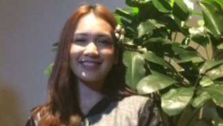 Dea Imut Terpuaskan oleh Malam Jumat