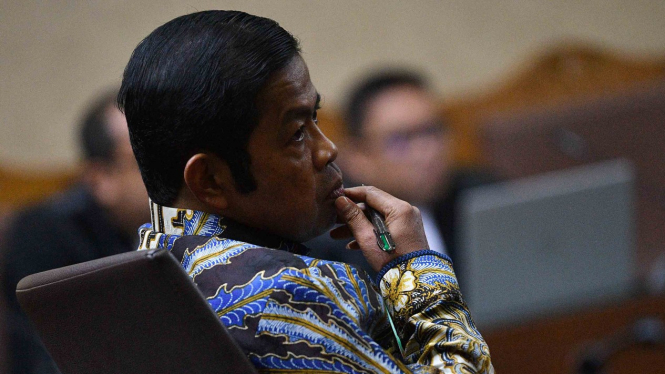 Terdakwa kasus dugaan suap proyek PLTU Riau-1 Idrus Marham menjalani sidang putusan di Pengadilan Tipikor, Jakarta Pusat, Selasa, 23 April 2019.