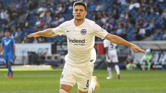 Penyerang Eintracht Frankfurt, Luka Jovic