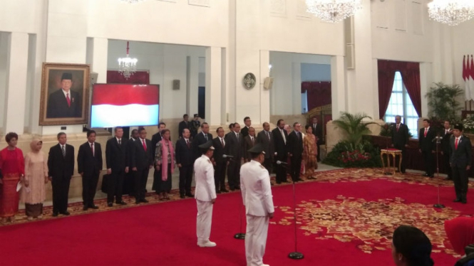 Jokowi Lantik Murad Ismail jadi Gubernur Maluku