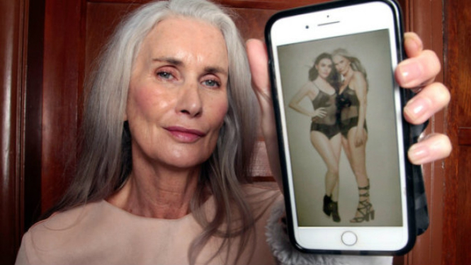 Nenek 59 Tahun Jadi Model Pakaian Dalam