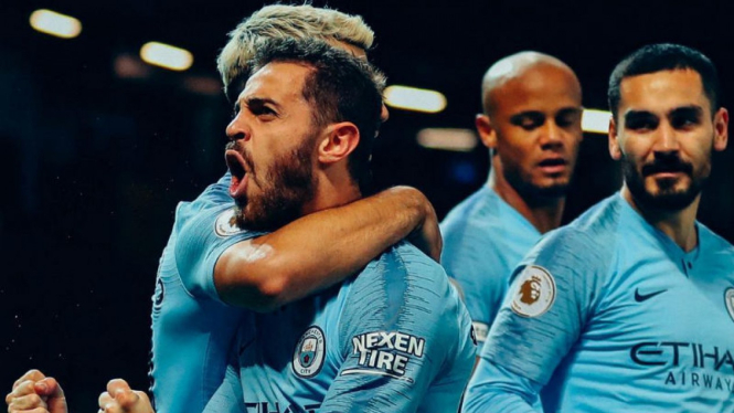 Gelandang Manchester City, Bernardo Silva, rayakan gol