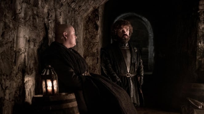 Tyrion Lannister dan Lord Varys dalam Game of Thrones Season 8.