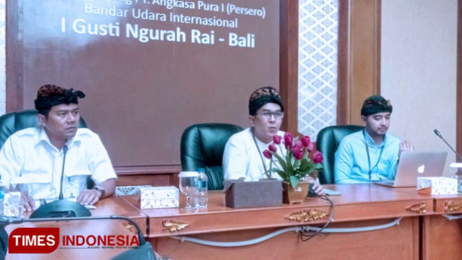 Manajemen Bandar udara I Gusti Ngurah Rai saat menggelar konferensi pers, Kamis (25/4/2019).(FOTO IST/TIMES Indonesia).