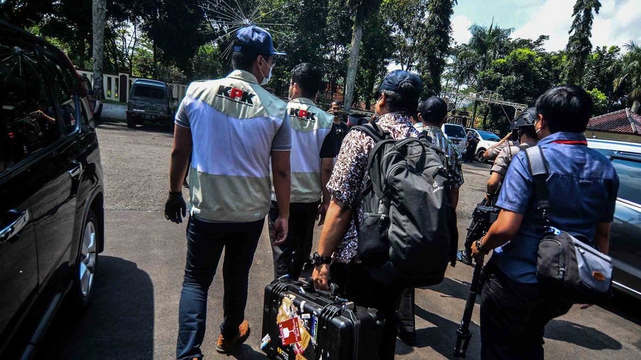 Ott bupati musi banyuasin dodi alex noerdin, kpk sita sejumlah uang