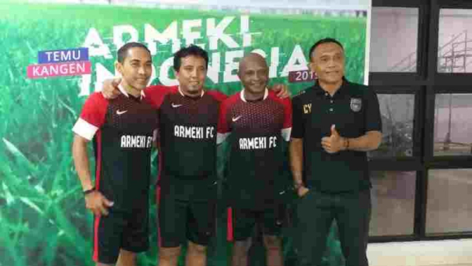 Main Bareng Santri Gontor, Eks Timnas Bidik Talenta Muda