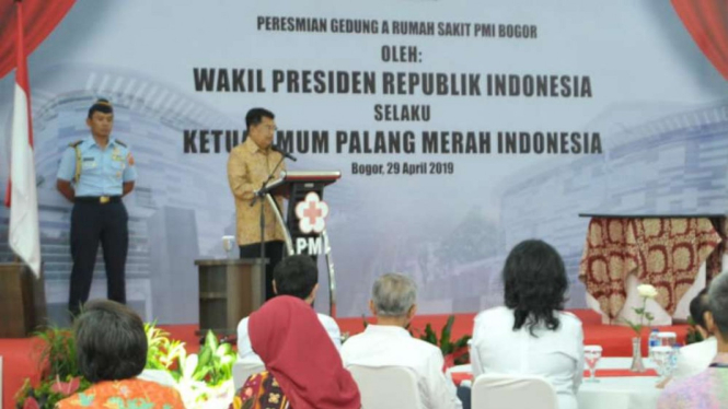 Wakil Presiden Jusuf Kalla, Saat di Peresmiaan Gedung Rumah Sakit PMI, Bogor.