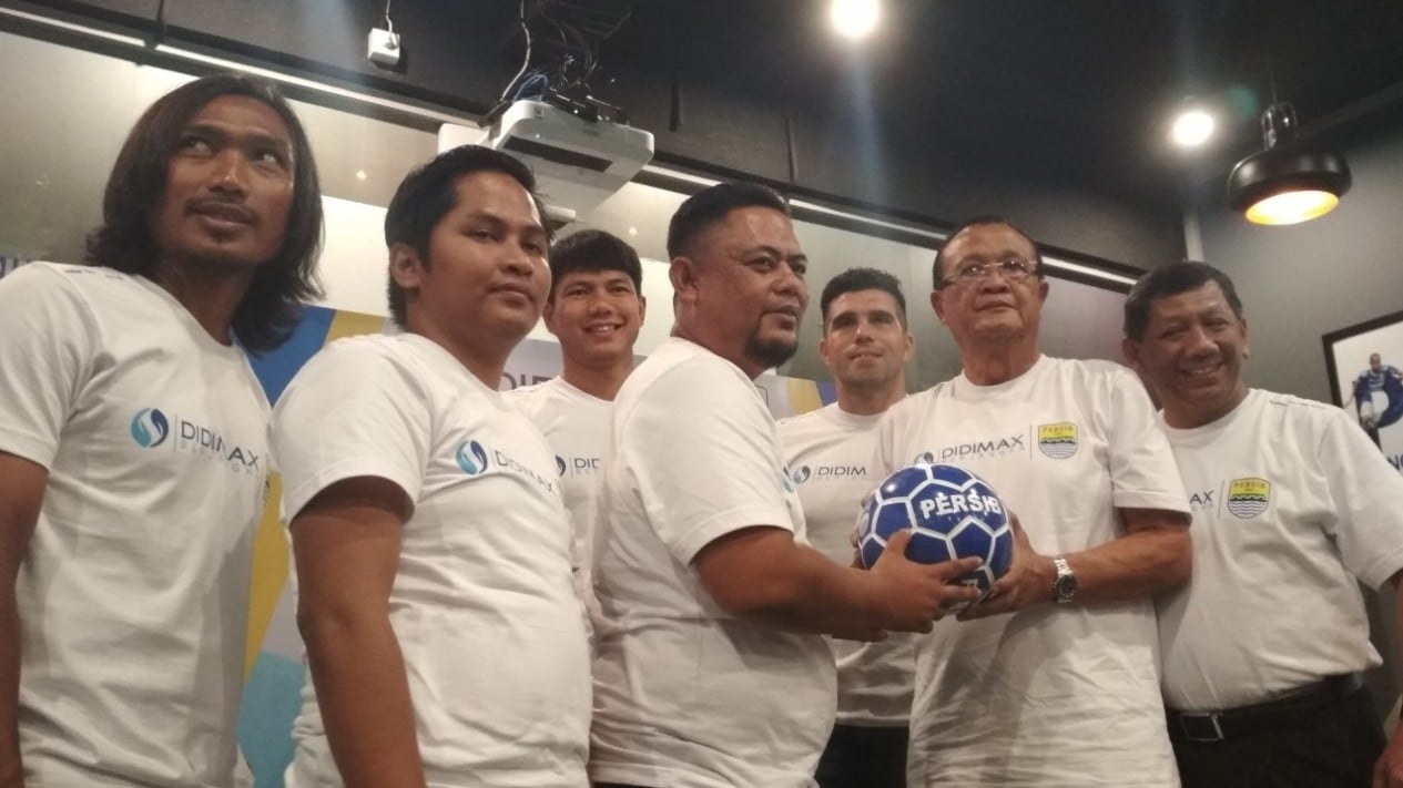 Jelang Kick-off Lanjutan Liga 1, Persib Gaet Sponsor Baru Halaman