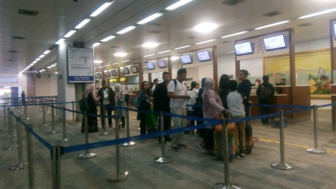 Counter Chek In di Terminal LCC di Bandara Soekarno Hatta.