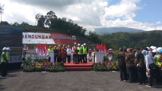 Presiden Jokowi Resmikan Bendungan Gondang di Kabupaten Karanganyar Jateng 