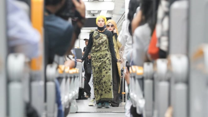 Fashion Show On Train Karya Para Mustahik Baznas