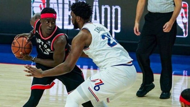 Laga Playoff NBA 2019 antara Toronto Raptors melawan Philadelphia 76ers
