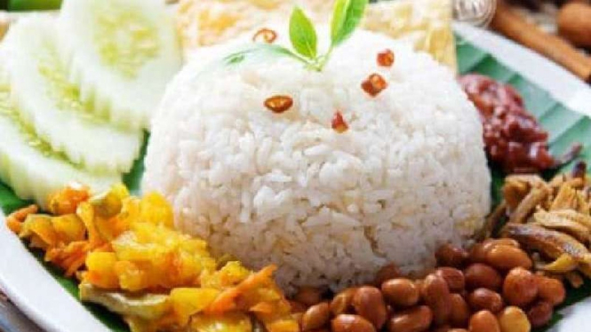 Nasi lemak.