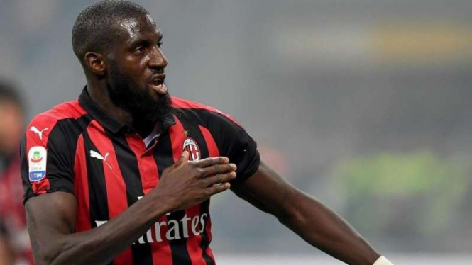 Gelandang AC Milan, Tiemoue Bakayoko