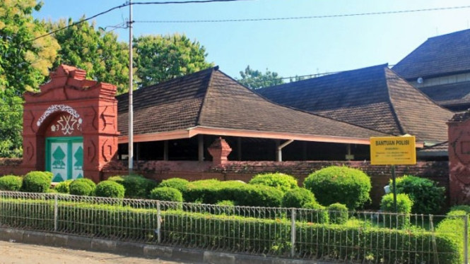 Masjid Agung Sang Cipta Rasa